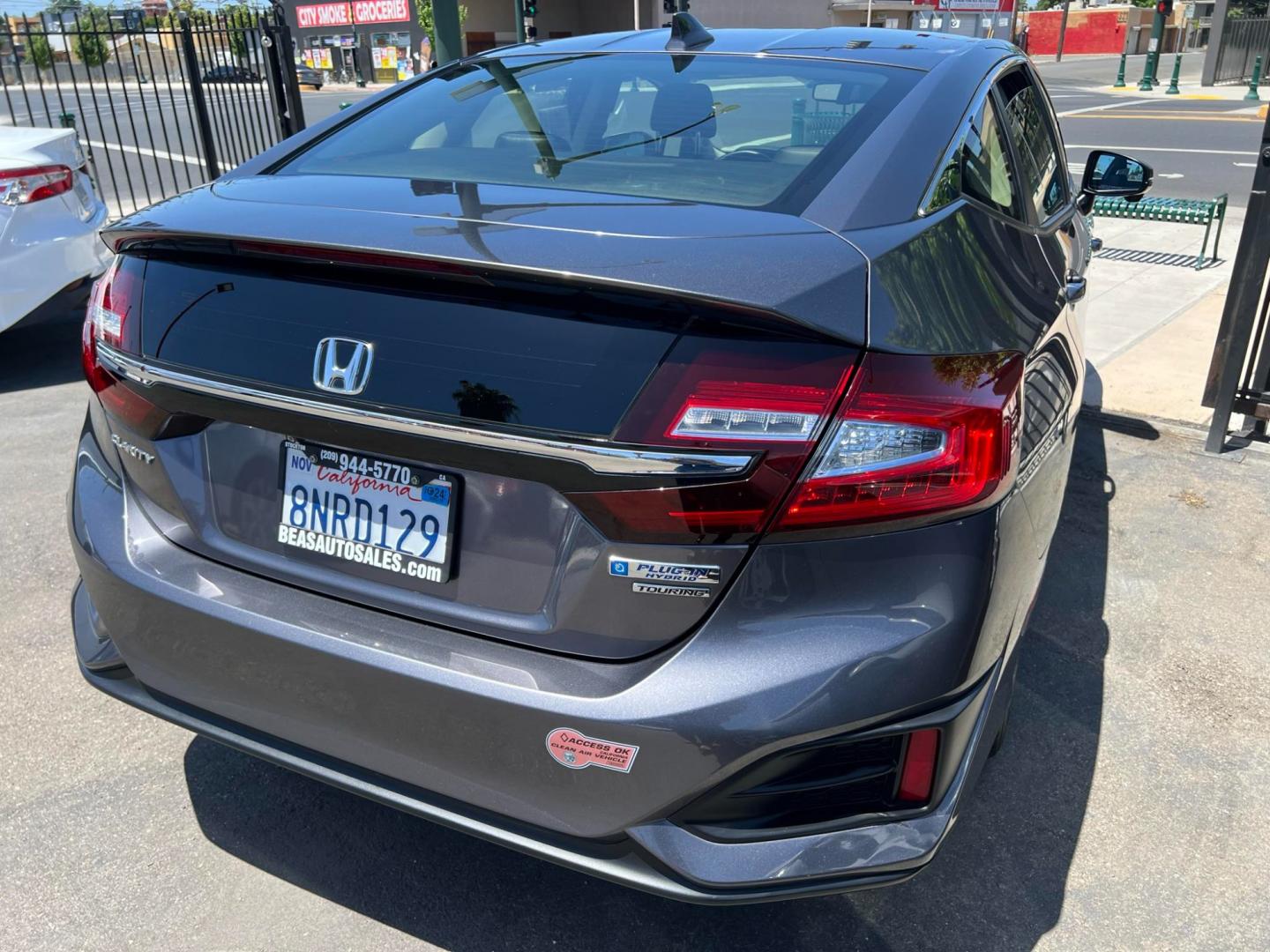 2019 DARK GRAY /BLACK Honda Clarity Touring Plug-In Hybrid (JHMZC5F32KC) with an 1.5L L4 DOHC 16V HYBRID engine, CVT transmission, located at 744 E Miner Ave, Stockton, CA, 95202, (209) 944-5770, 37.956863, -121.282082 - Photo#10